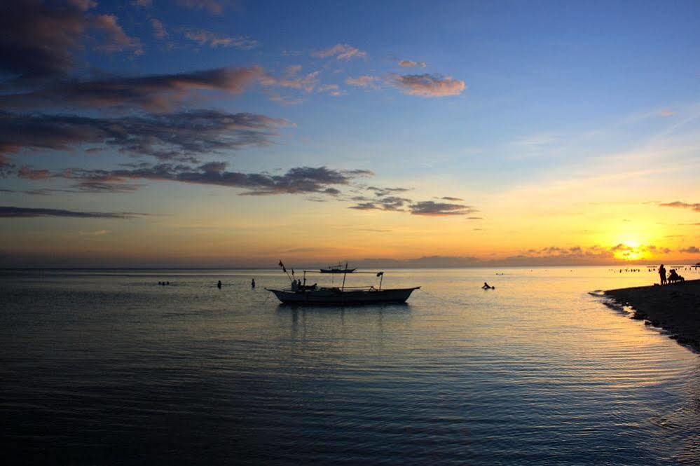 Kota Beach Resort Santa Fe  Exteriér fotografie